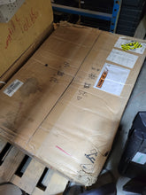 Load image into Gallery viewer, APC - smx2200rmlv2u NEW IN BOX