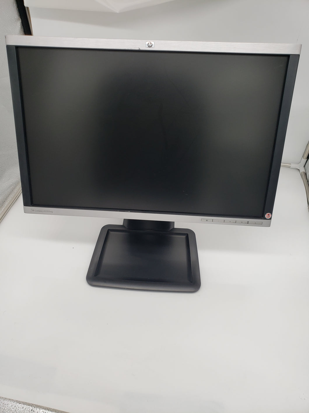 HP COMPAQ LA2205WG