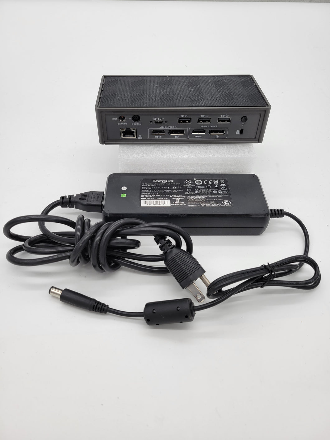 TARGUS DOCK190 4K DUAL VIDEO UNIVERSAL DOCKING STATION WITH OEM POWER SUPPLY